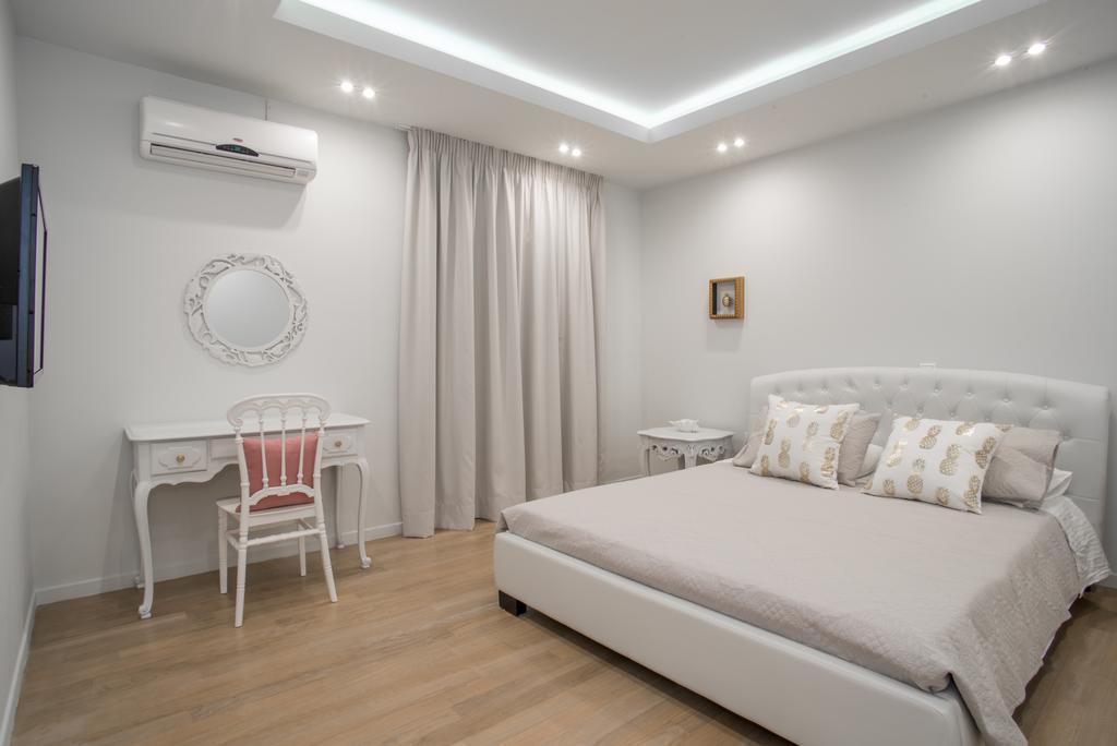 Pineapple Seaside Suite Zakynthos Town Exterior photo